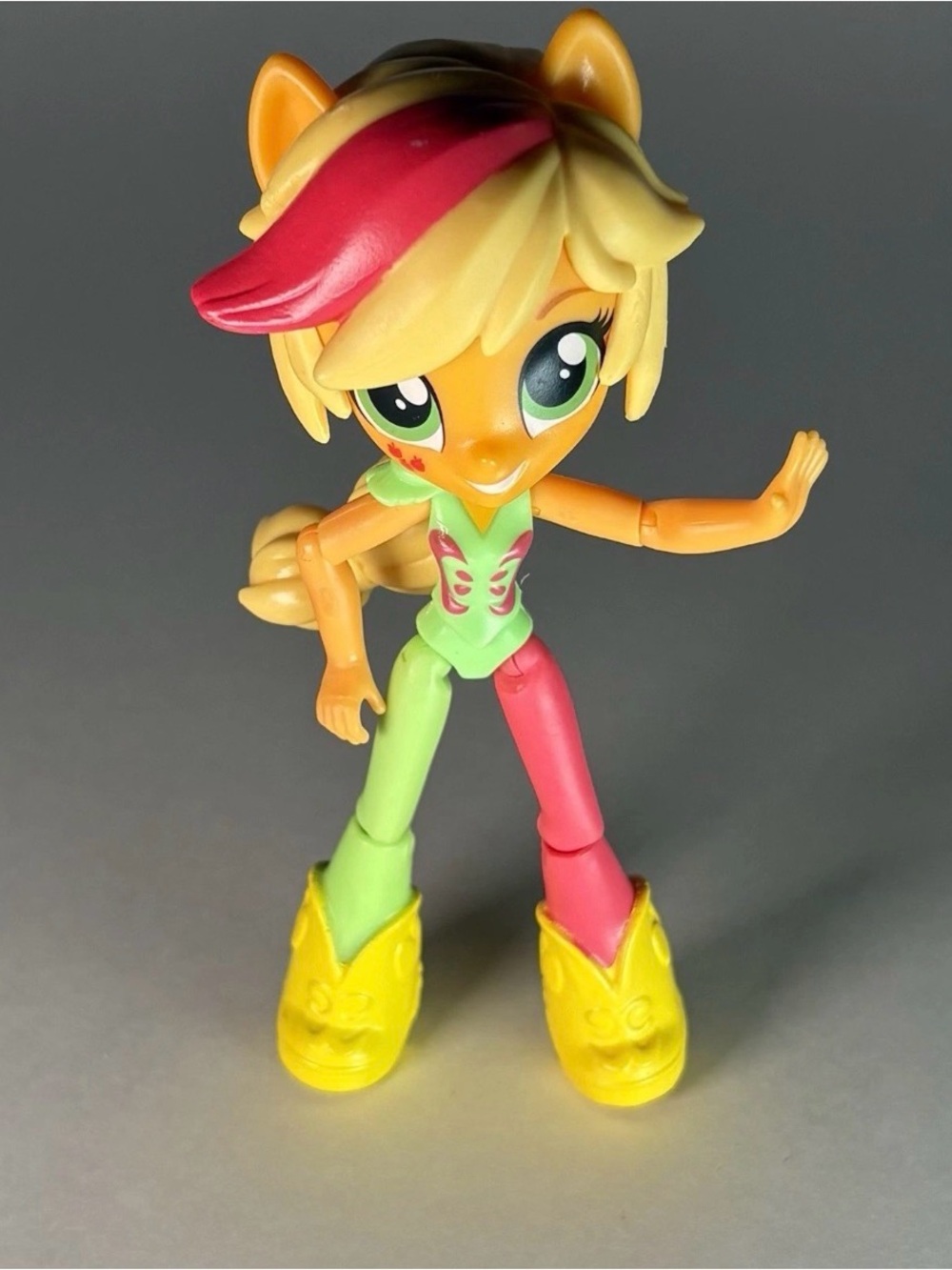 2016 My Little Pony Applejack Fully Jointed 5" Figure Hasbro